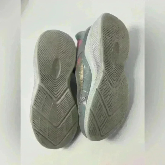 SKECHERS MULTICOLOR KIDS SHOES SIZE 13 WITH ITS ORIGINAL BOX - Picture 5 of 5